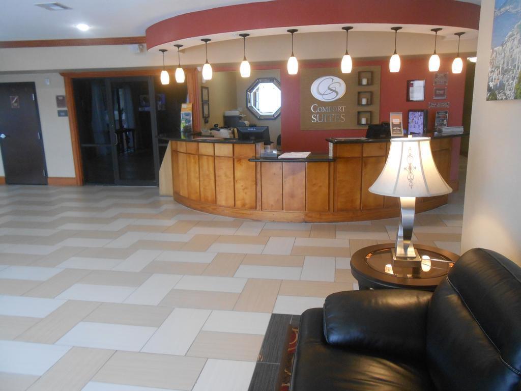 Comfort Suites Lake Charles Exterior photo